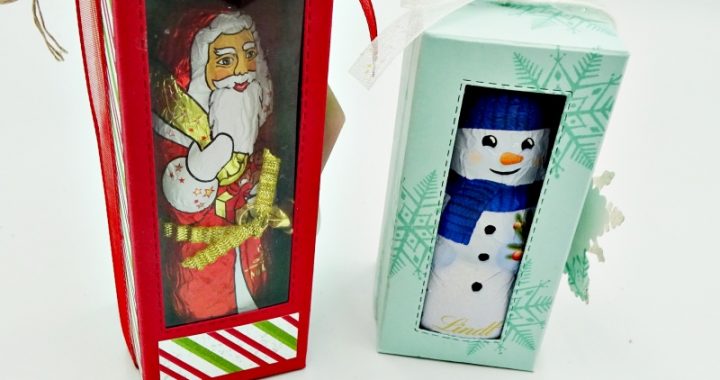 christmas gift wallet in a box with Merry Snowflakes and Sweetest Little Stockings