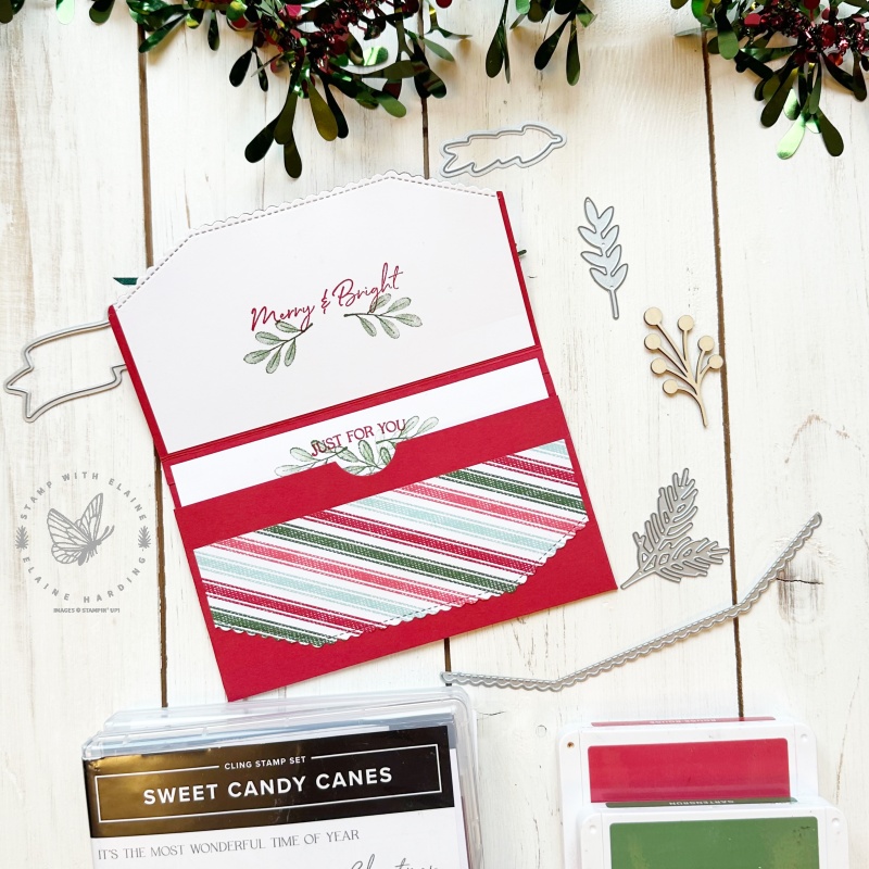 inside gift wallet with Christmas Banners bundle