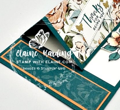 snk pk side-ish view centre easel